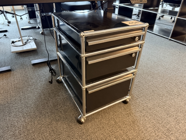 Rollcontainer USM Haller